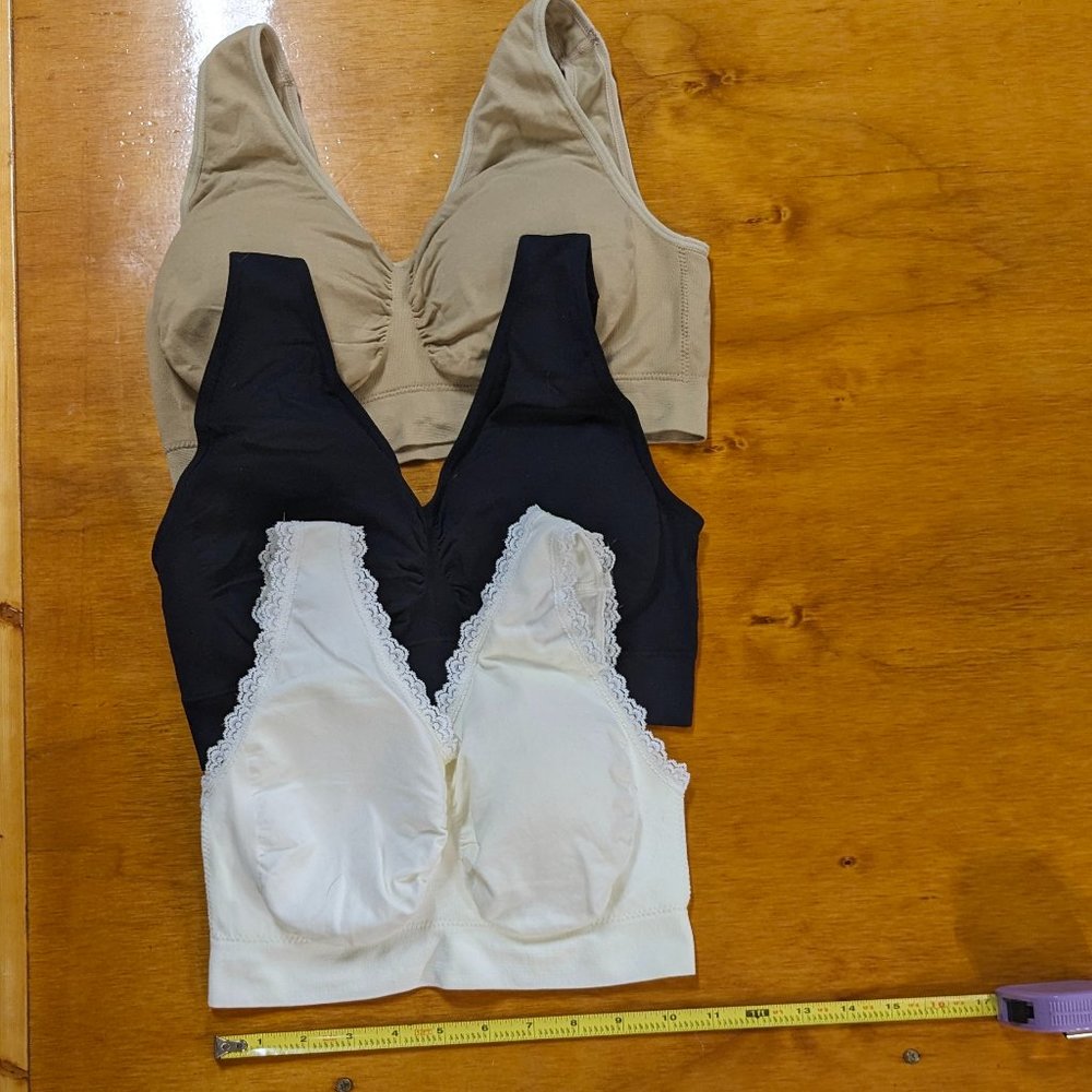 3 Padded Genie Bras XL, White, Black & Beige